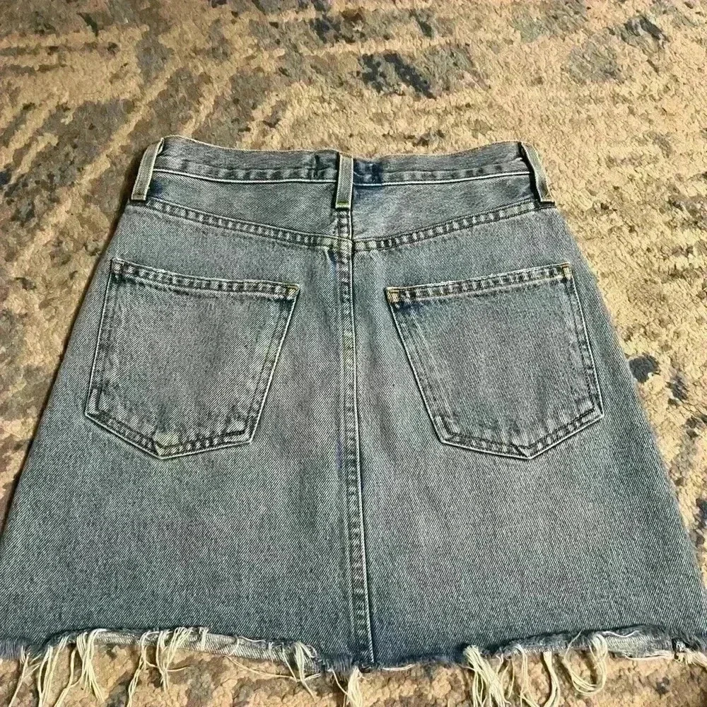 AGOLDE western light wash raw hem denim skirt size 24 - Picture 4 of 4